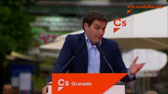 Rivera asegura que Cataluña está atemorizada por un presidente racista