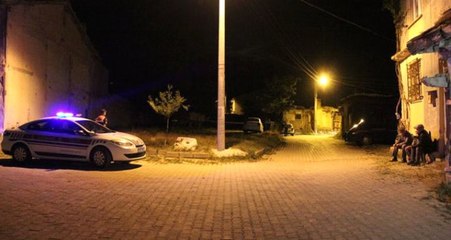 Nişan eğlencesinde kazara iki arkadaşını öldüren şahıs acıya dayanamayıp kalp krizi geçirdi