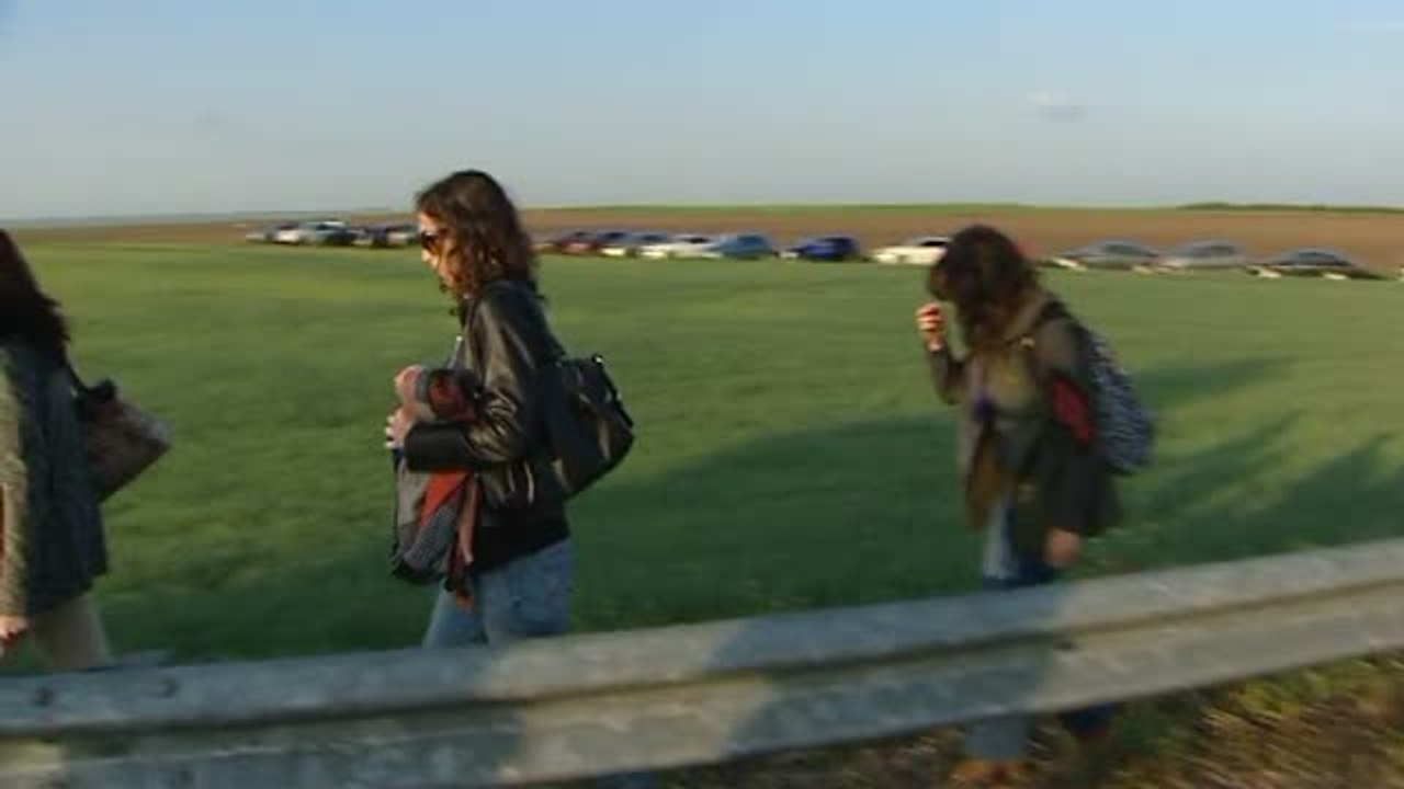 Funcionarios de prisiones cortan la carretera de acceso a la cárcel de Estremera