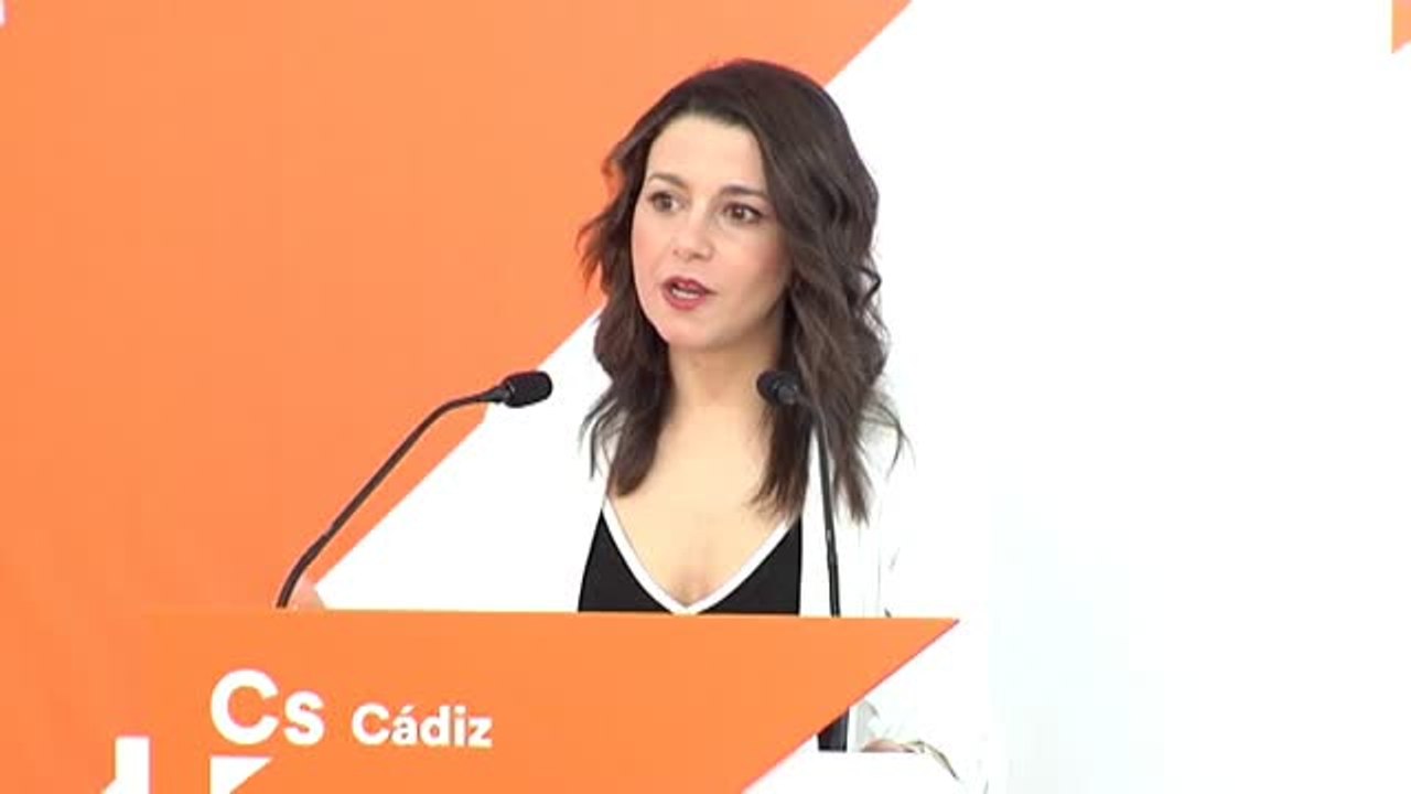 Arrimadas: "La Ley Puigdemont es un traje a medida para un fugado de la Justicia"