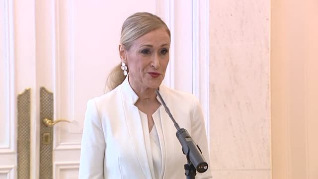 La Comunidad de Madrid celebra su fiesta en pleno revuelo por la dimisión de Cifuentes