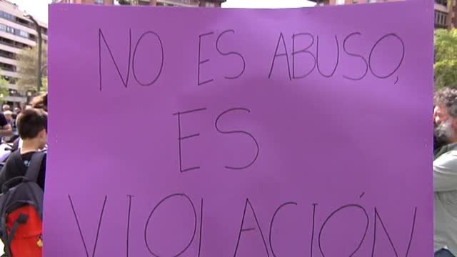 La indignación continúa en las calles de Pamplona tras la sentencia contra 'La Manada'