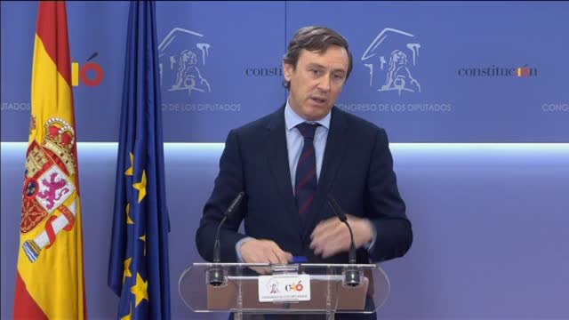 Hernando pide a Ciudadanos que no se invente sandeces sobre la negociación con el PNV