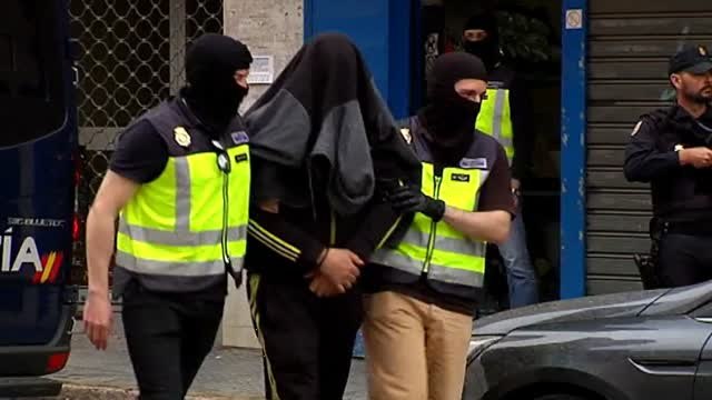 Zoido asegura que la mujer del detenido en Málaga es una de las terroristas más peligrosas de Europa