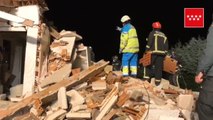 Rescatada con vida una anciana sepultada durante siete horas bajo los escombros de su vivienda