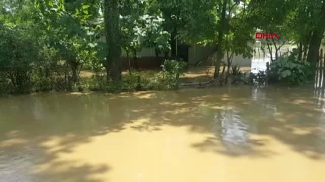 Samsun Terme'de sel etkili oldu-3