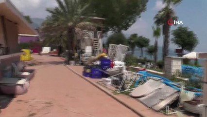 Havuz başını kenevir tarlasına çevirdi