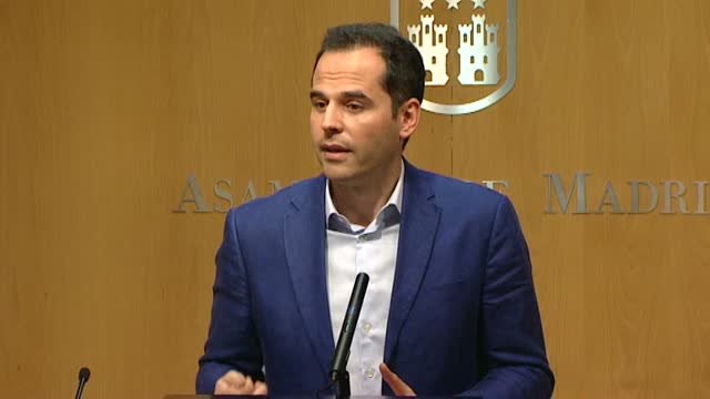 Ciudadanos interpreta la carta de Cifuentes como una confesión y mantiene su petición de dimisión