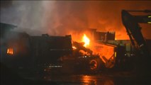 Los indígenas mapuches del sur de Chile queman doce camiones para reclamar sus tierras