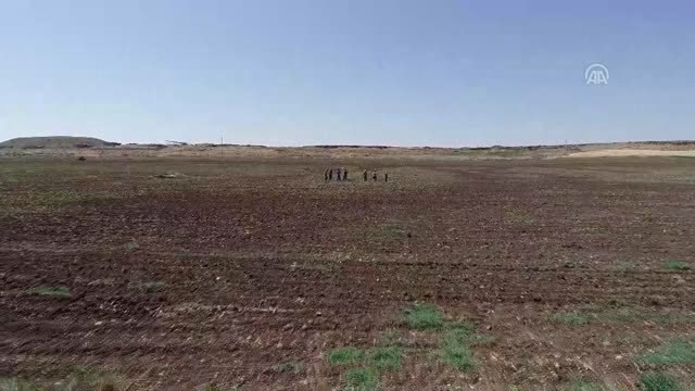 Mevsimlik işçiler jandarmanın takibinde