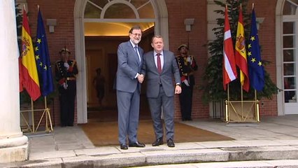 Sin prisa en Moncloa para decidir el futuro de Cifuentes