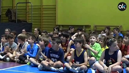Ricky Rubio en un acto en el colegio Brains