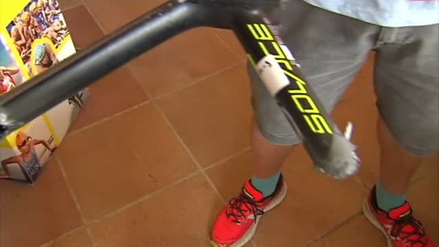 Detenida y acusada de homicidio imprudente la conductora que arrolló al pelotón ciclista