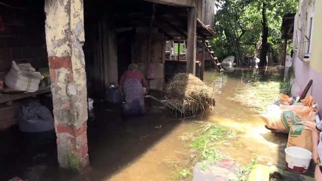 Terme'de sağanak etkili oldu (2) - SAMSUN