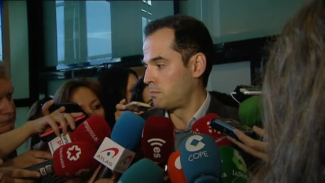 Aguado impulsará la creación de una Comisión de Investigación sobre el máster de Cifuentes