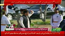 Ameer Qatar Arrived In Pakistan, See How Pm Imran Khan Welcomed Him