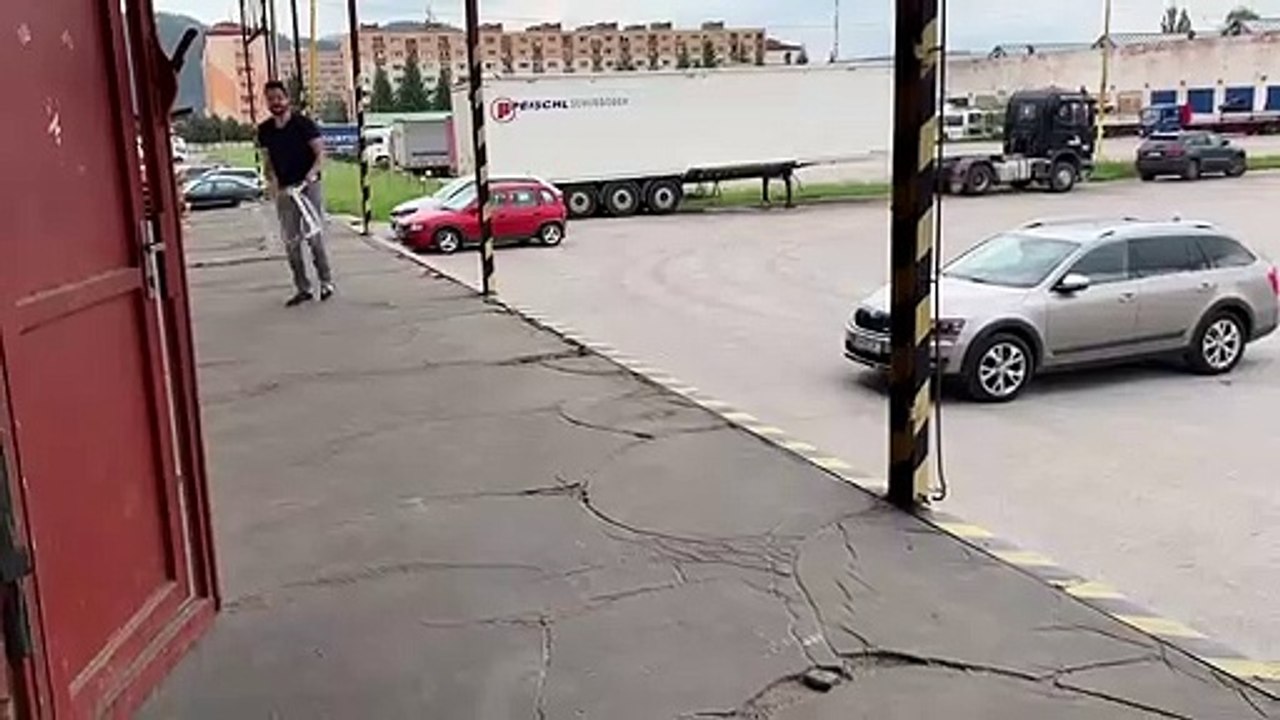 Tiffany Stühle • Chiavari Stuhl transparent • TEST • Polycarbonate • CONFER.shop