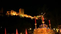 El Cristo de los Gitanos recorre las calles de Granada al son de las saetas