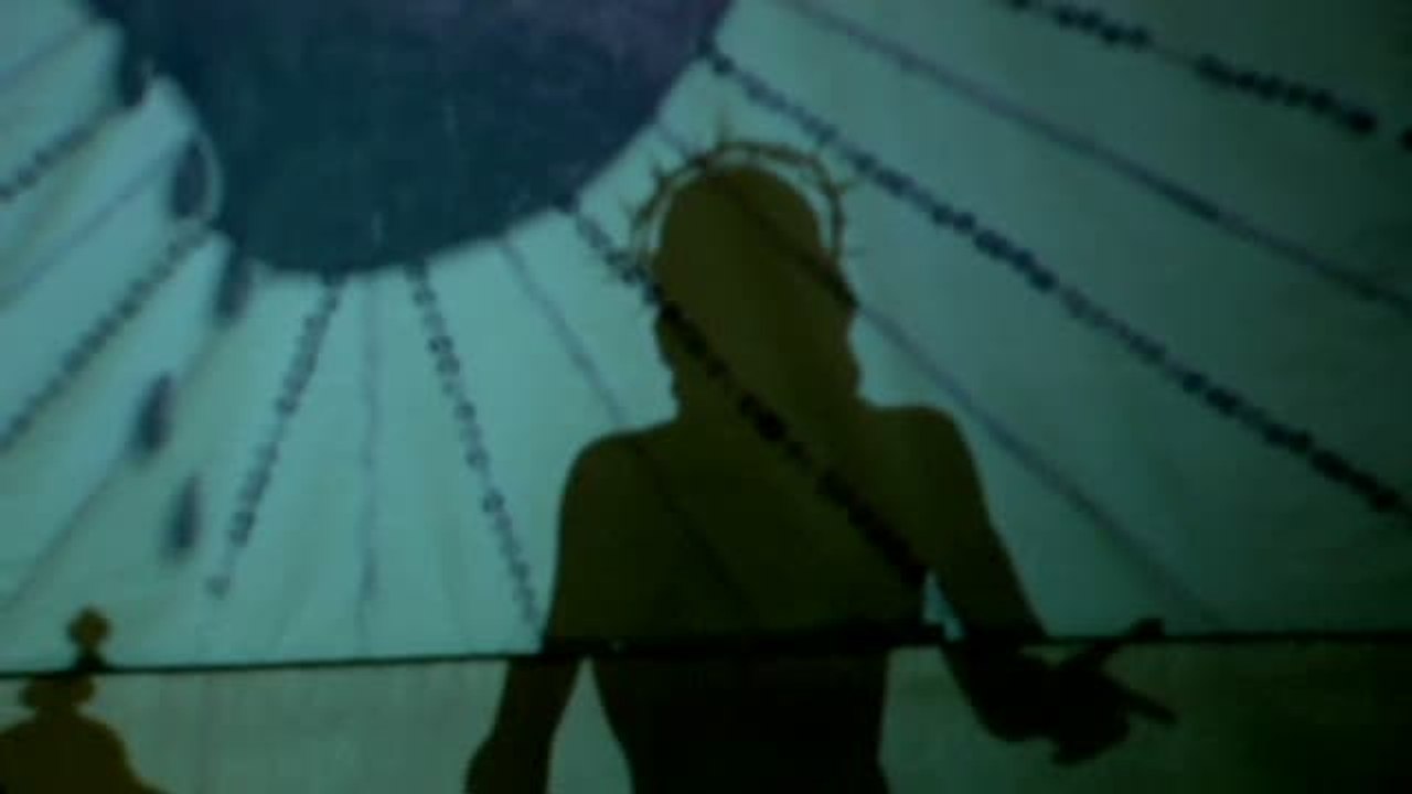 Gran emoción en la procesión del Cristo del Perdón en Elche