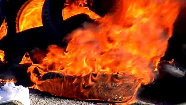 Más de un centenar de manifestantes provocan retenciones en la A-2 dirección Barcelona