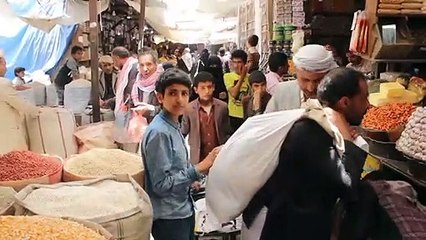 غضب وخوف في صنعاء بعد تعليق برنامج الأغذية العالمي مساعداته