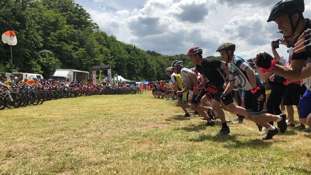 330 coureurs s’élancent pour 24h de VTT