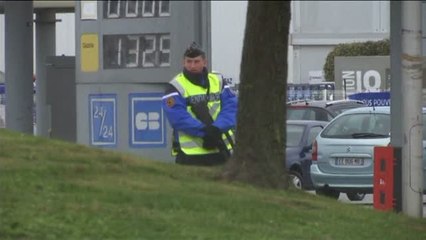 Muere el gendarme que se intercambió por rehenes