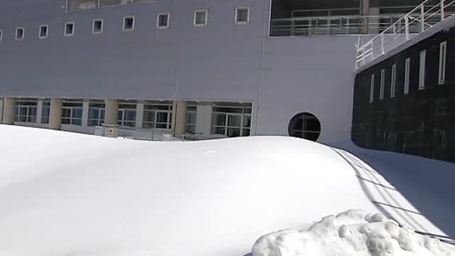 Las últimas nevada han dejado espesores de 3 metros en Sierra Nevada