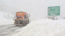 Nieve en el centro de la Península: menos 9 grados y rachas de 92 km/h