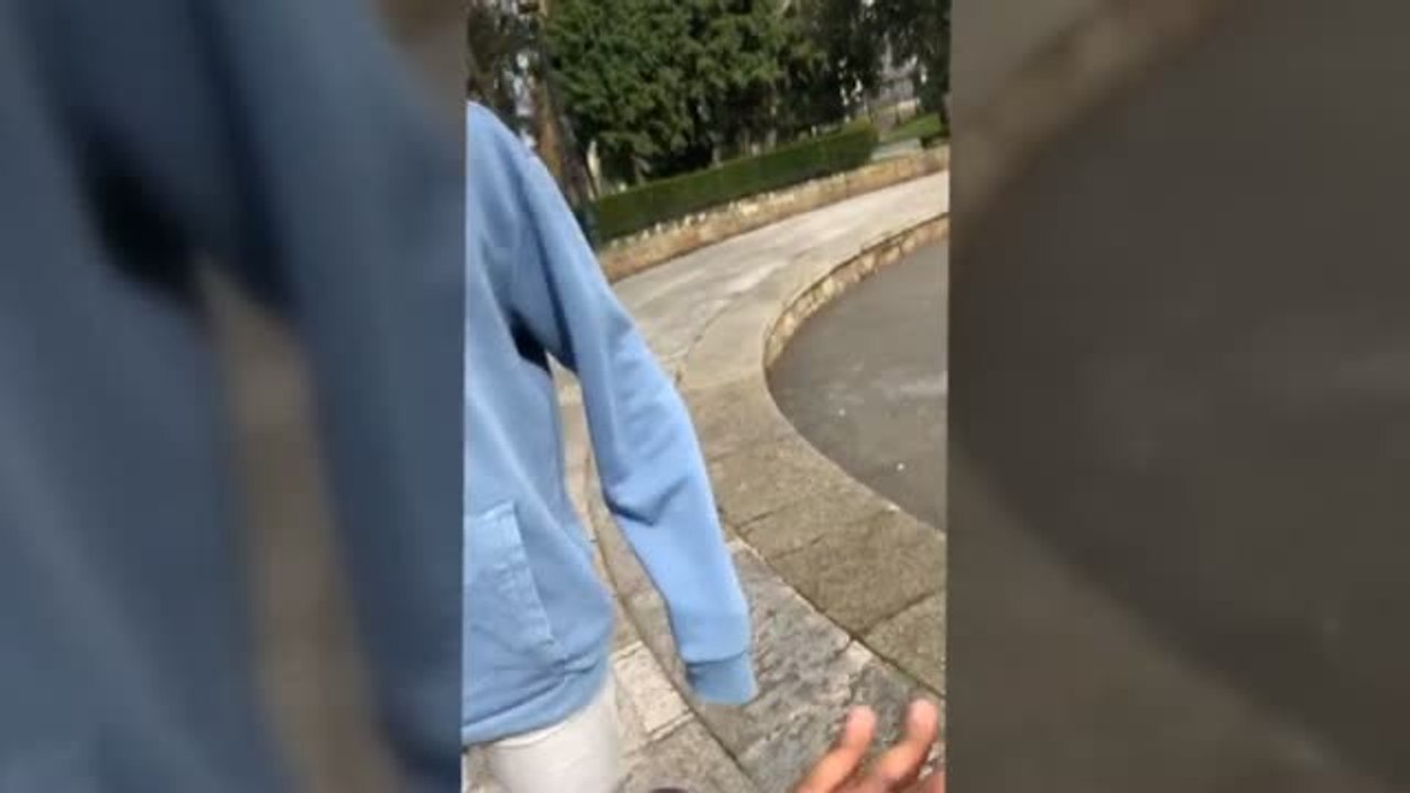 Brutal pelea entre dos menores en un céntrico parque de Oviedo