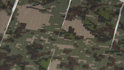 軍 "불에 안 녹는 전투복 만든다"...8월부터 원단 개발 / YTN