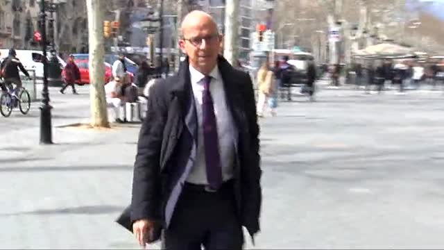 Los aficionados del Chelsea ya toman las terrazas de Barcelona