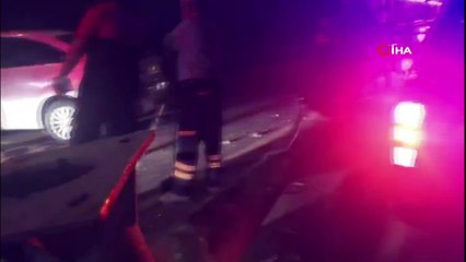 4 aracın bir birine girdiği akıl almaz kazada 1 kişi yaraladı