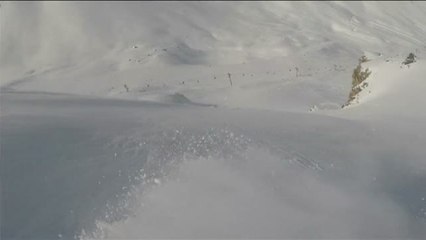 Salvado 'in extremis' de ser sepultado por una avalancha