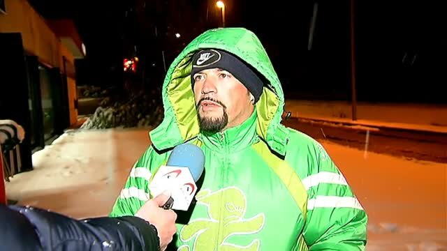 Camiones y vehículos se quedan atrapados por la nieve en numerosos puntos del país