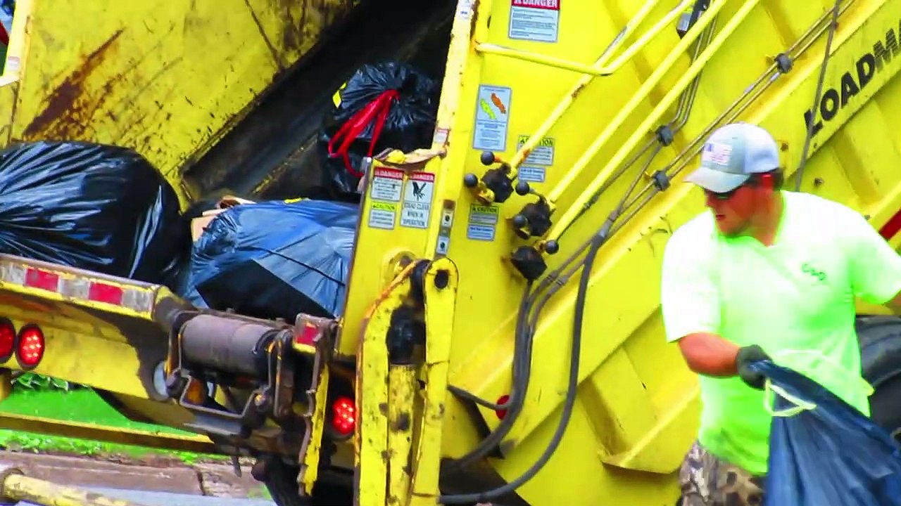 Garbage Truck Packing 6-18-2018