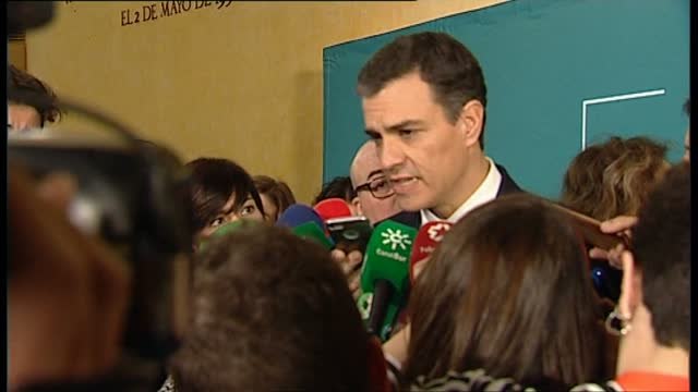 Sánchez tacha de ocurrencia la propuesta de deducción fiscal para los jubilados que baraja Montoro