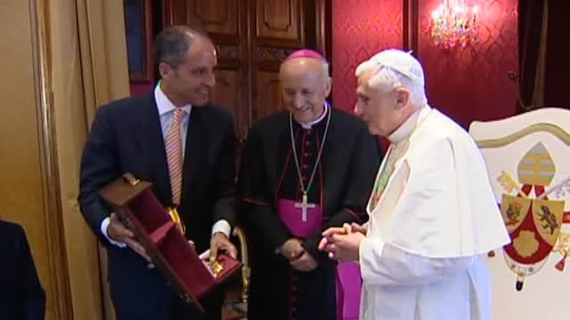 Francisco Camps, imputado por la visita del Papa de en 2006