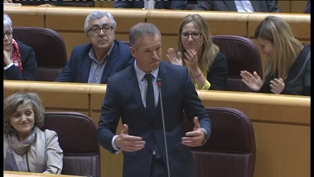 El PSOE le reprocha a Rajoy su absentismo laboral en el Senado