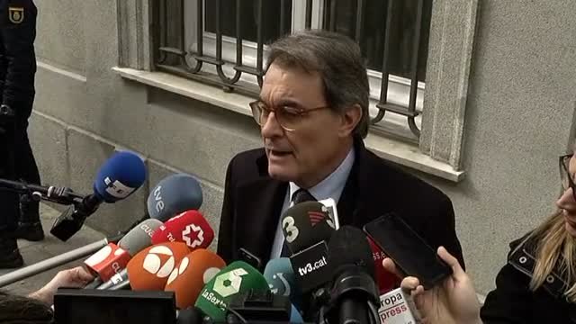 Artur Mas: El referéndum fue real, pero la declaración de independencia tuvo carácter simbólico