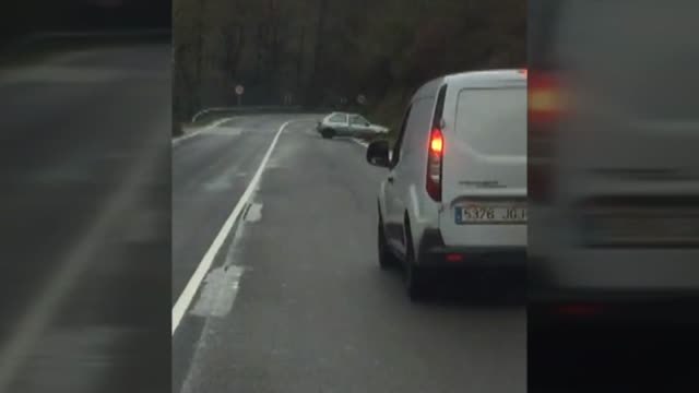 Accidente y maniobras de un borracho al volante