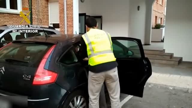 Detenido un profesor que presuntamente abusó de una alumna durante tres años