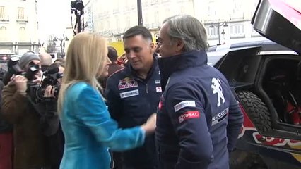La Comunidad de Madrid homenajea a Carlos Sainz y Lucas Cruz por el Dakar 2018