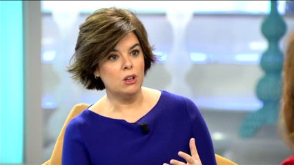 Sáenz de Santamaría: "Esto es una megalomanía absurda... De ridículo en ridículo hasta el ridículo final"