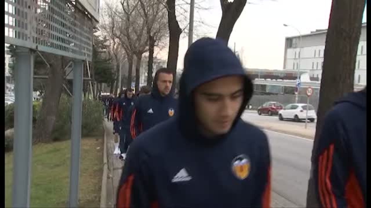 El Valencia se relaja las horas previas al partido de Copa en el Camp Nou