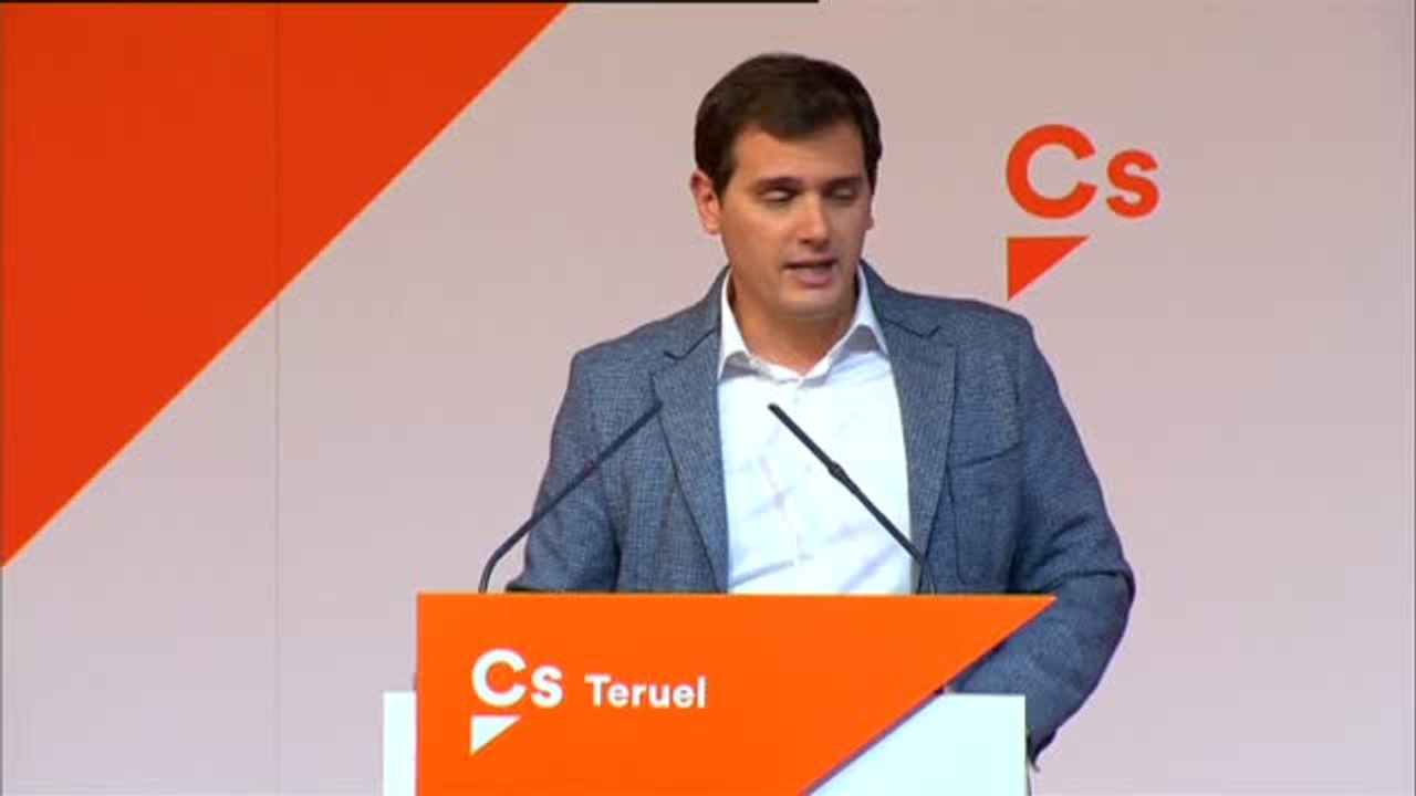 Rivera: "Solo le pido a los separatistas que digan en público lo mismo que dicen por mensajes"