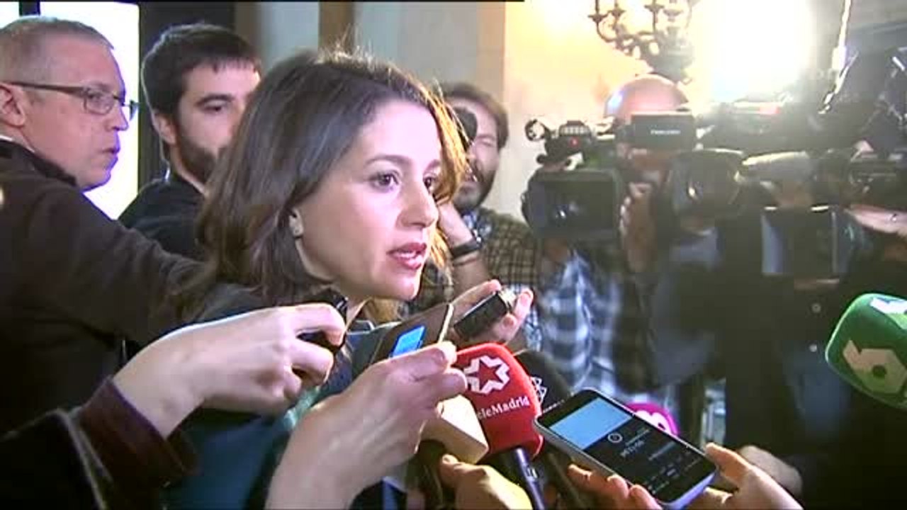 Arrimadas: "El procés es una gran farsa y lo que hablan en privado no tiene nada que ver con lo que dicen en público"