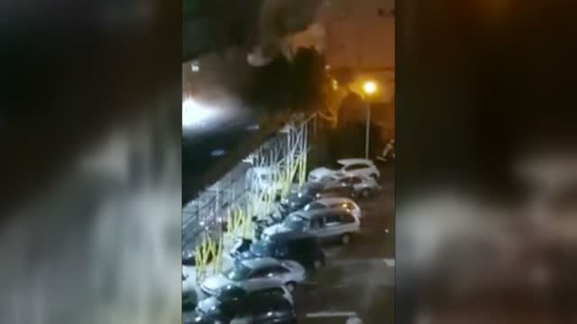 El fuerte viento tira un andamio de grandes dimensiones en Gibraltar