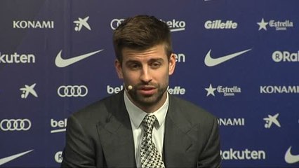 Piqué amplía su contrato con el Barça hasta 2022
