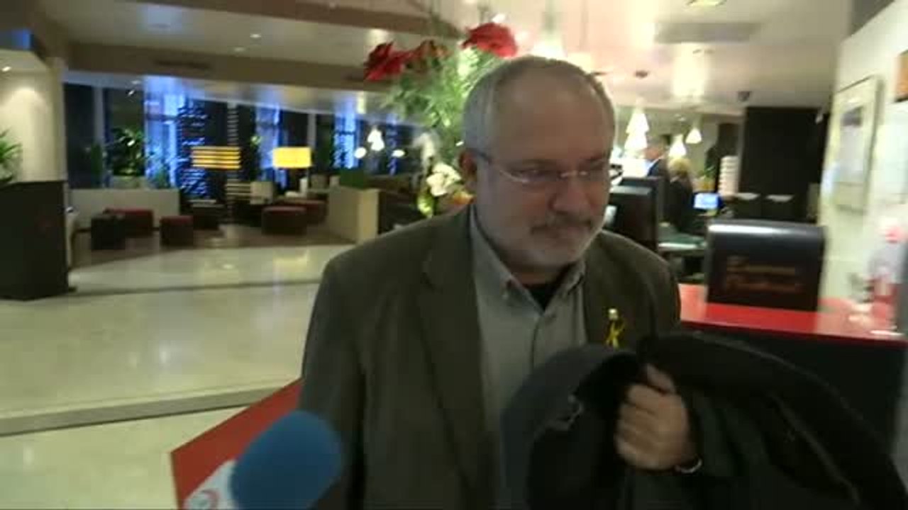 Clara Ponsatí y Lluís Puig renuncian a sus actas desde Bruselas para asegurar la mayoría independentista